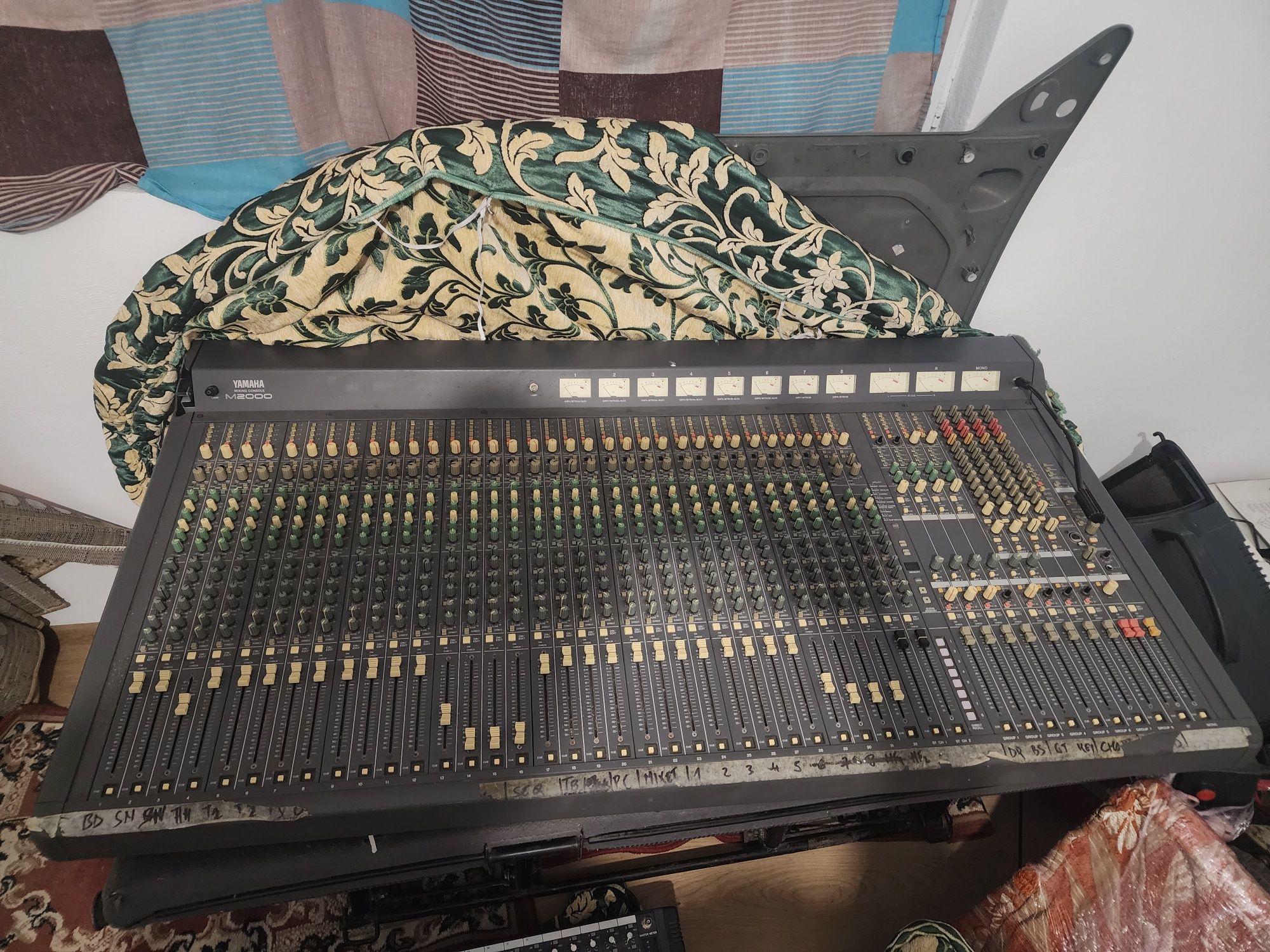 yamaha mixing console m2000