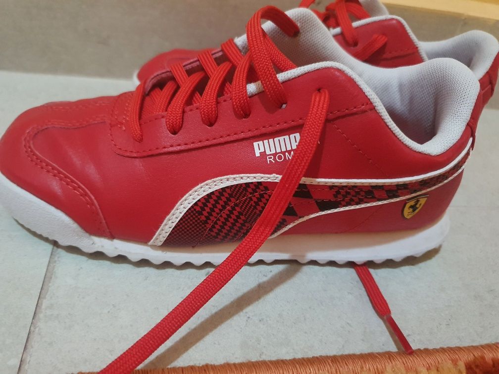 Adidas Puma Ferrari!