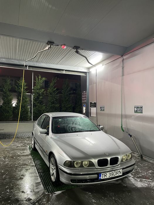 BMW E39 520i NFL