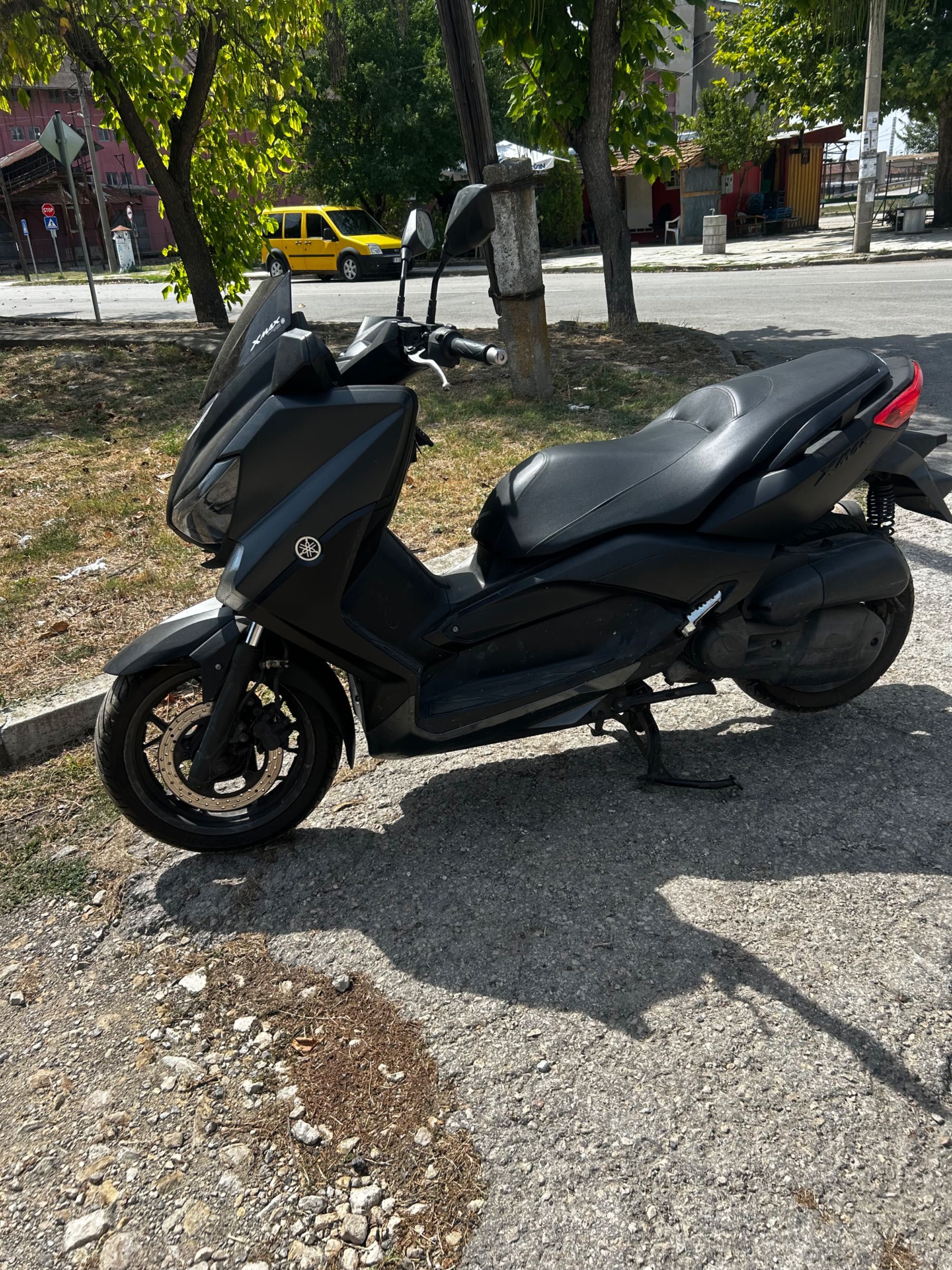 Yamaha x-max 125cc 2016
