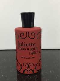 Recipient 15ml cu Mad Madame by Juliette Has A Gun