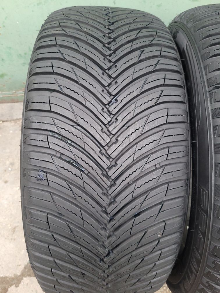 255 45 19 Cauciucuri All Season Maxxis