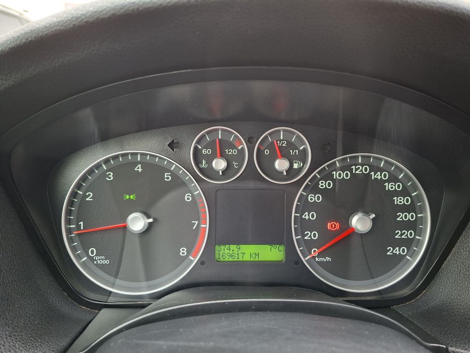 Ford Focus 1.6 Benzină