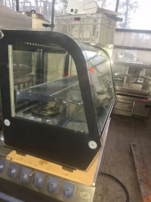 Хладилна витрина настолна