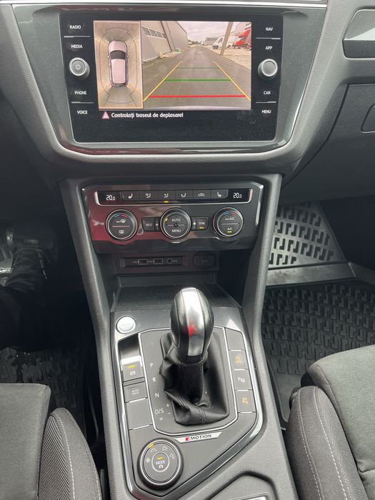 Volkswagen Tiguan R line 240 cp