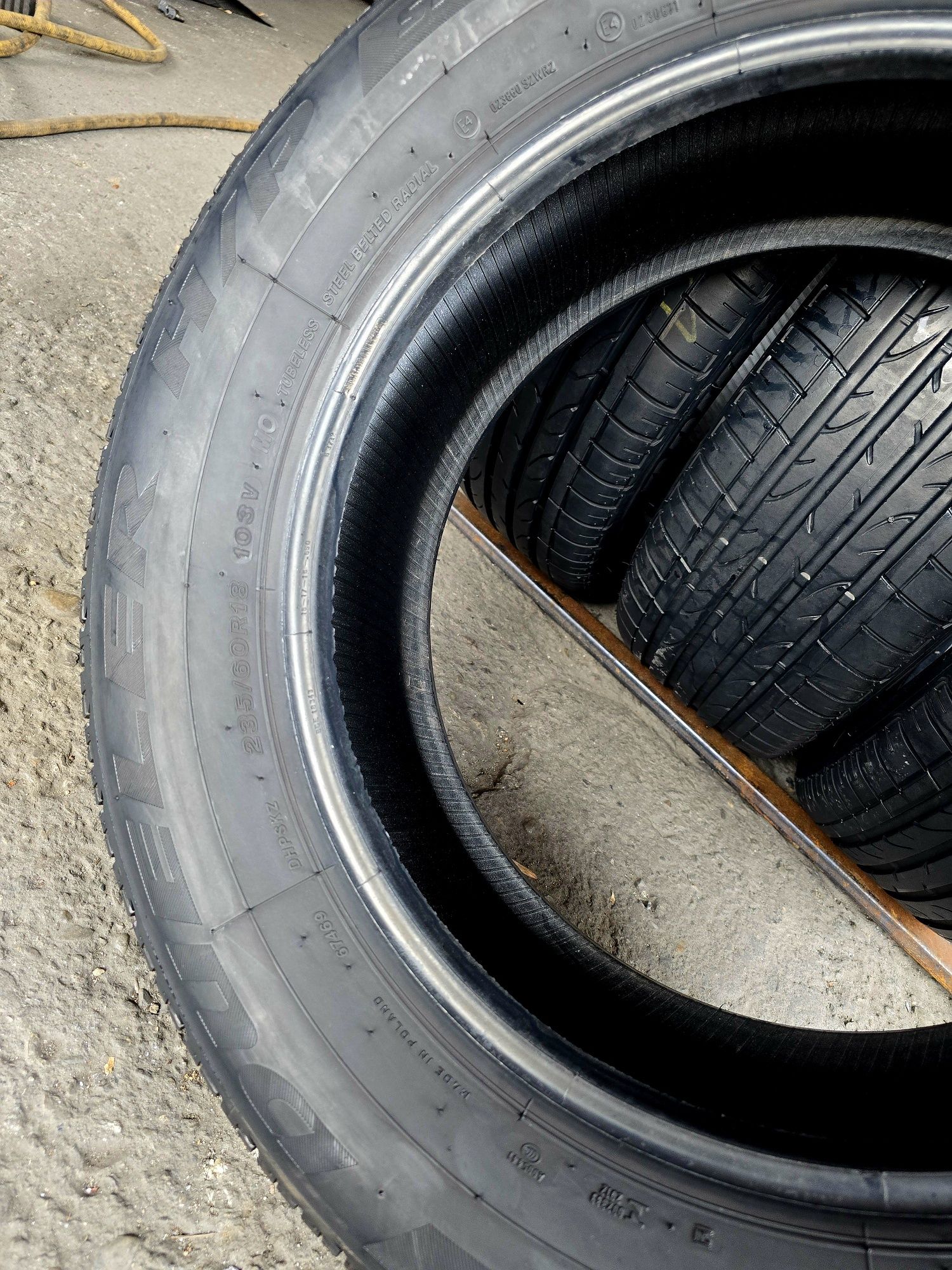Anvelope 235/60/18 Bridgestone