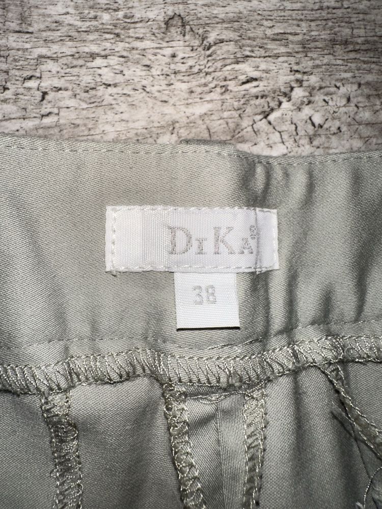 Dika Etere къси дамски панталони