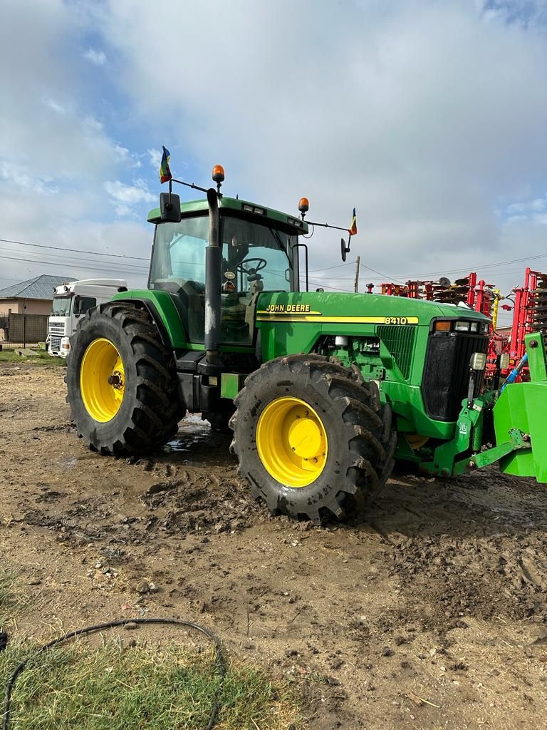 John Deere 8410 - stare foarte buna