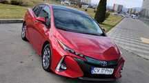 Toyota Prius PLUG IN HYBRID cu panou solar