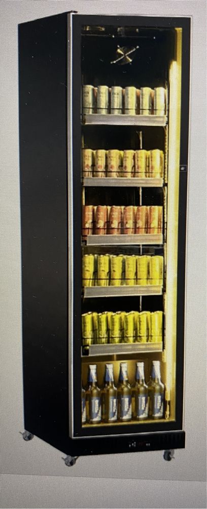 Vitrina frigorifica cu o usa complata din sticla