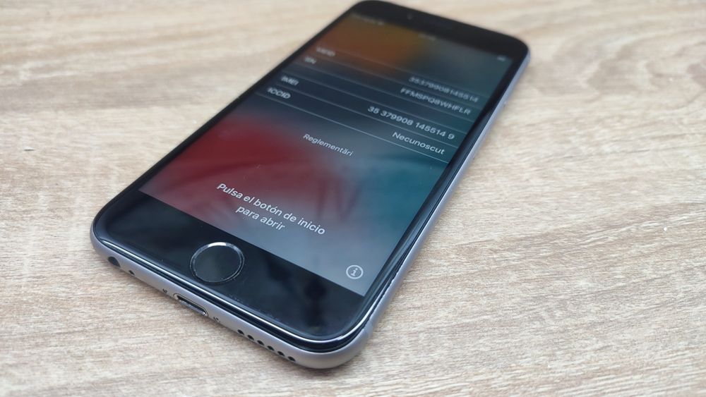 Display iPhone 6s Impecabil plus carcasa impecabila și alte piese