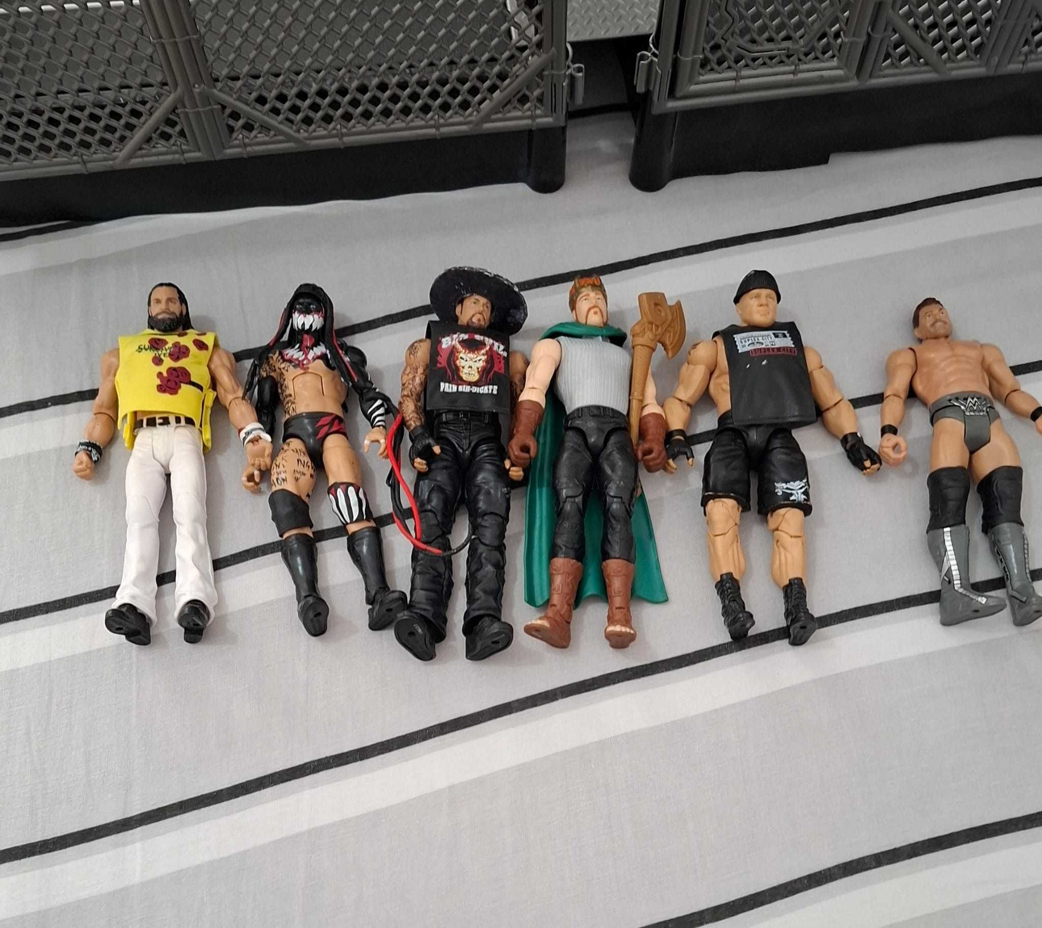 Figurine Wrestling + Ring Wrestling + Accesorii Wrestling