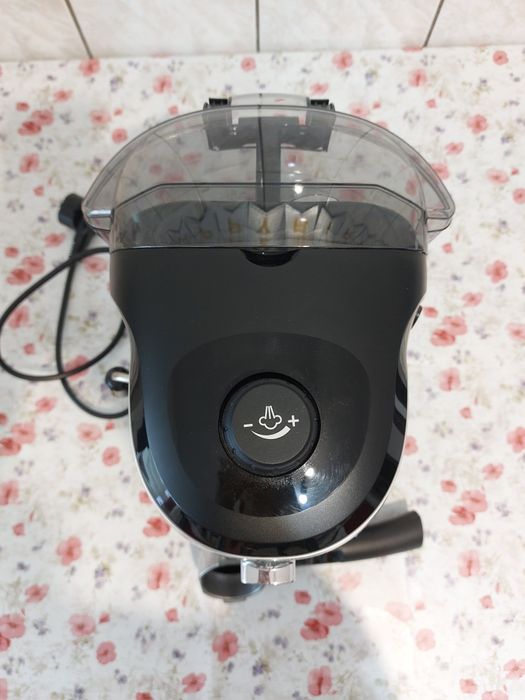 Espressor manual De'Longhi EC221.B, 15 bari, 1 l, Dispozitiv spumare,