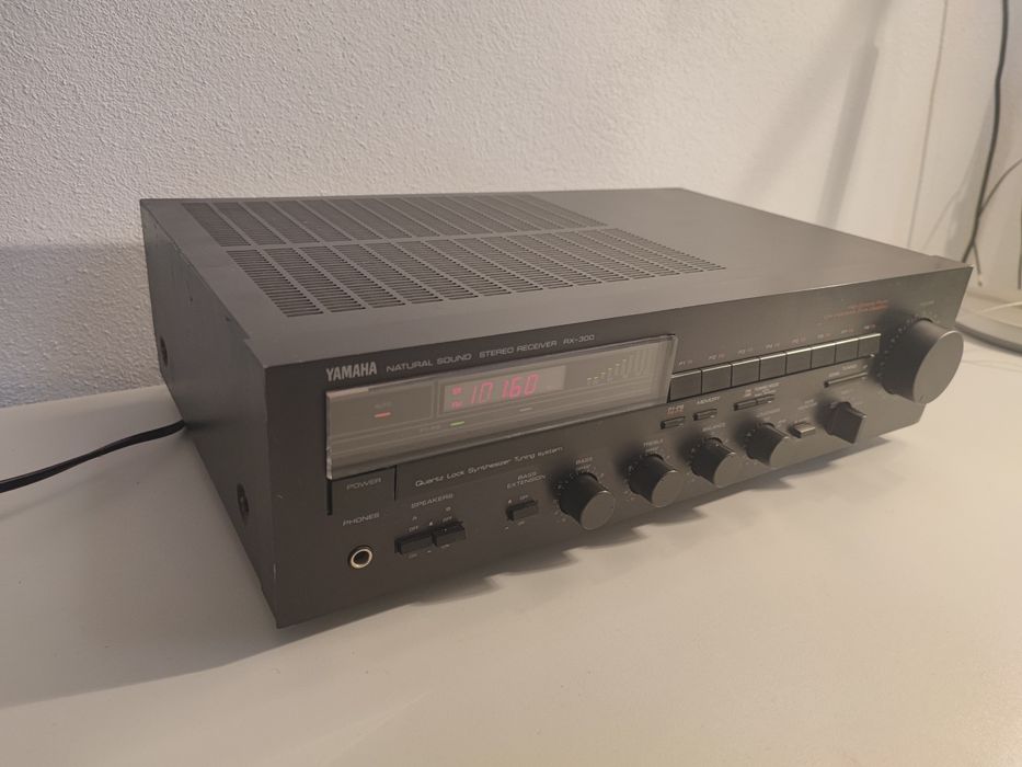 Amplificator Yamaha RX 300 statie amplituner