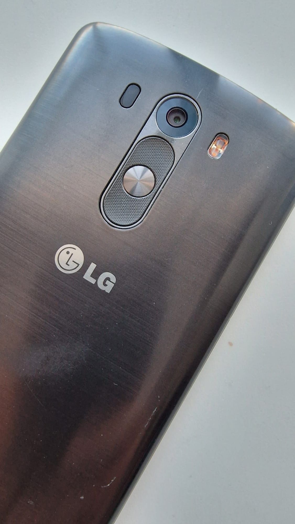 Telefon Lg G3 3gb ram si telecomanda infrarosu pret final