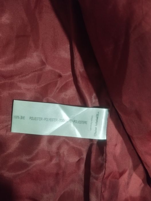 Продаю мужскую куртку.