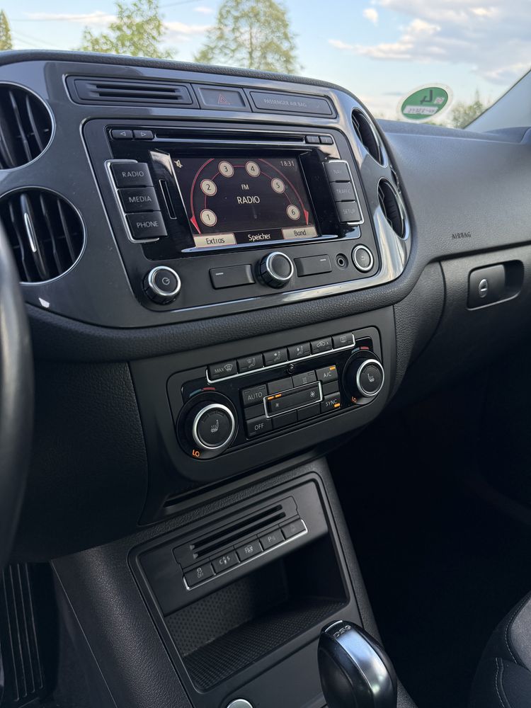 Vw Tiguan R-Line 2.0TDI 177cp 2014 Automat/Led/Panoramic/Navi/4x4