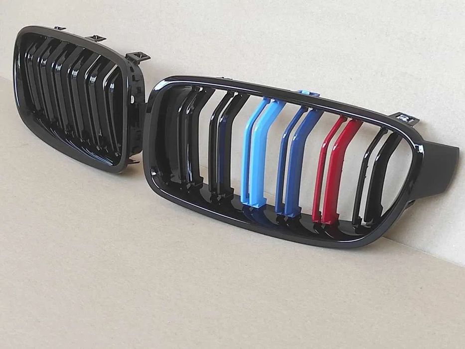 Двойни Бъбреци Решетки Черен гланц BMW F30 F31 F35
