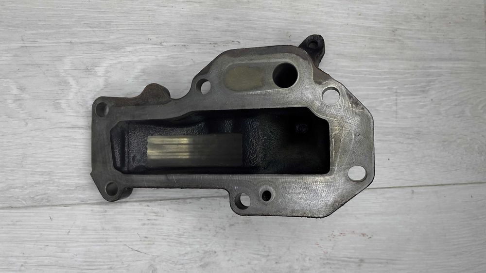 Капак стойка турбо AUDI 3.0TDI GTB 2260VZK