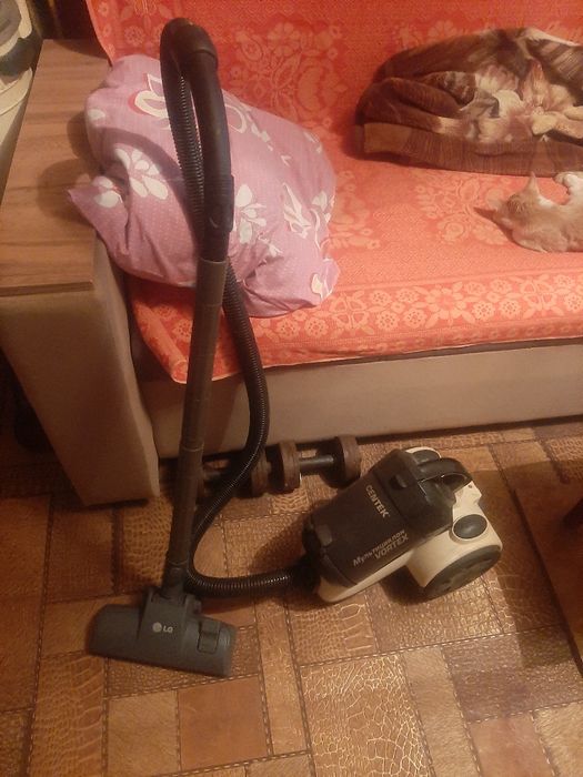 Продам пылесос в рабочем состоянии