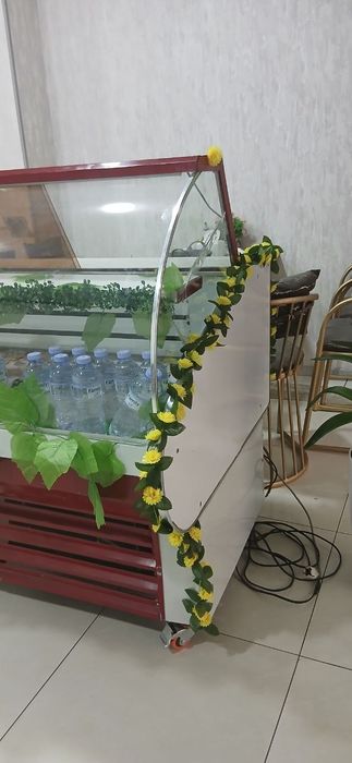 Холодильник сотилади