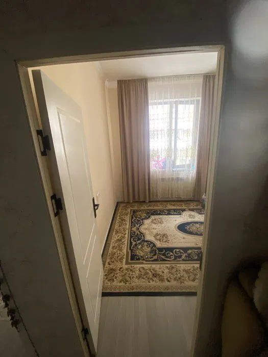 Продаю 1 комнатную квартиру около метро Янгихаёт 7а