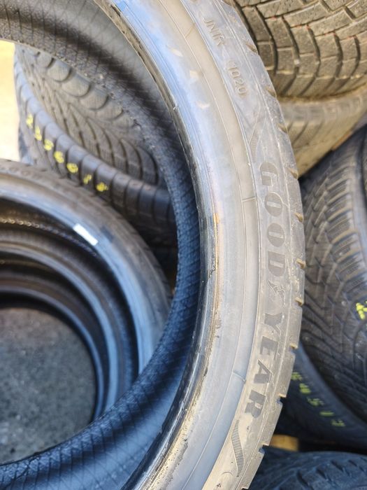 Гуми 245 35 20 Good Year dot20