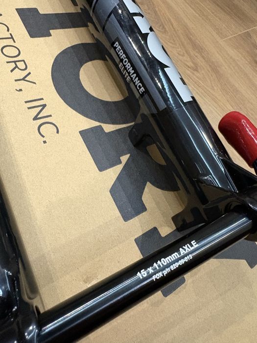 Вилка 2023/22 Fox 34 Float Performance Elite 130mm, GRIP2 - за 29ка
