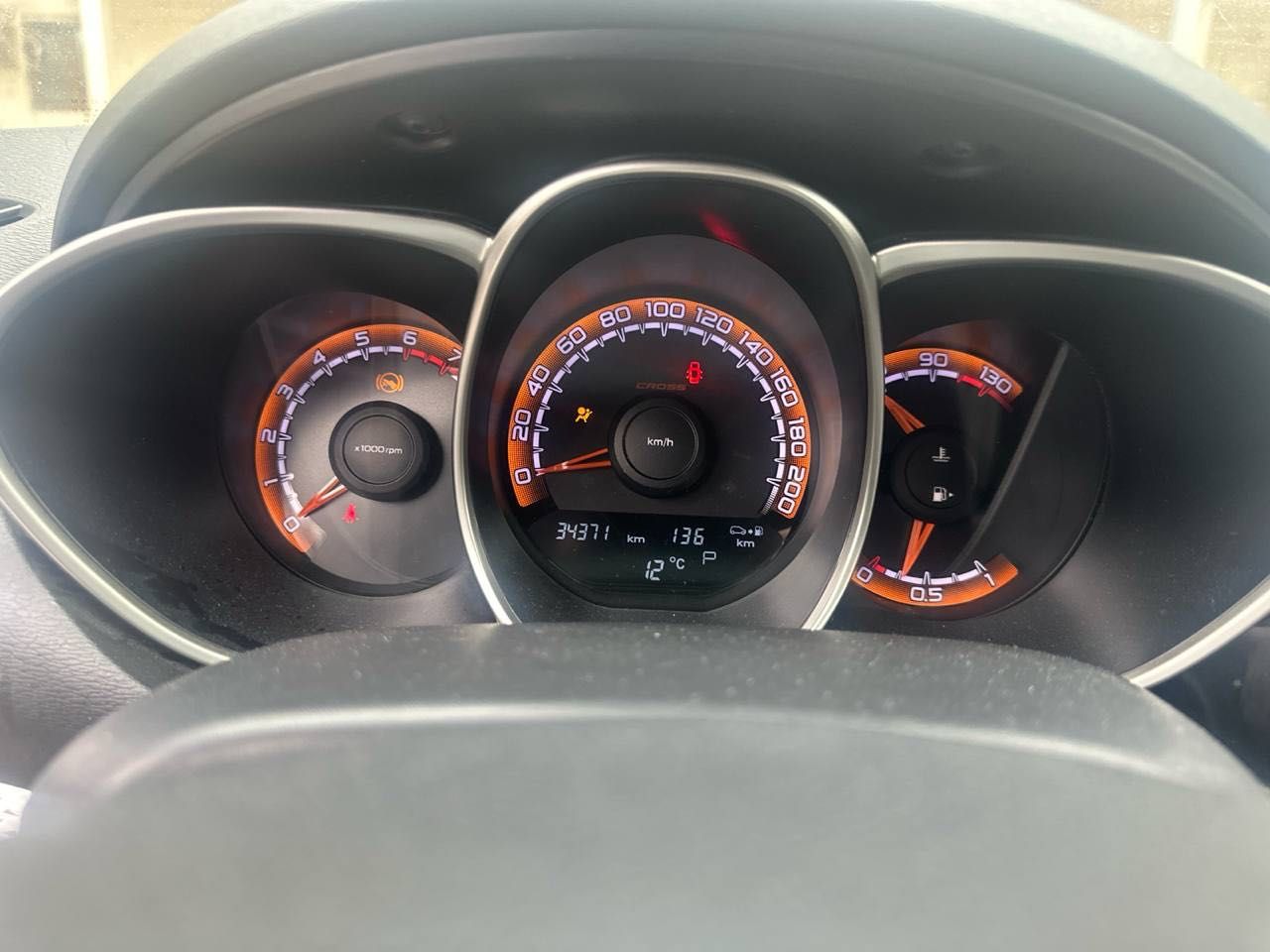 Lada vesta cross full