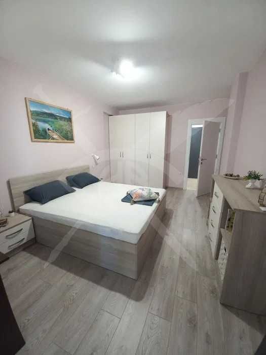 Дава се под наем Тристаен апартамент в Варна, Колхозен пазар - 86 кв.м за 625 € - Снимка #2