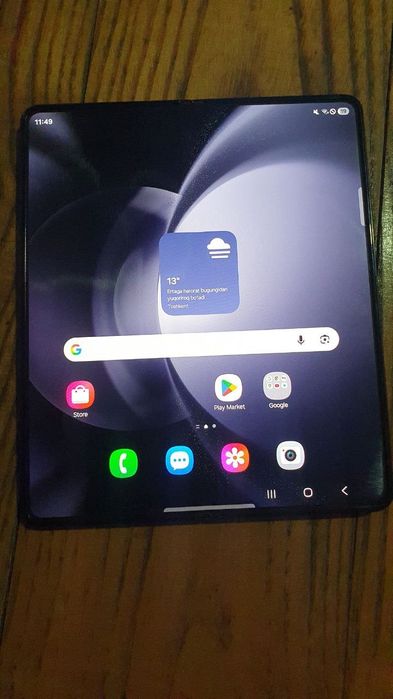 Samsung Z FOLD 5.  12/512