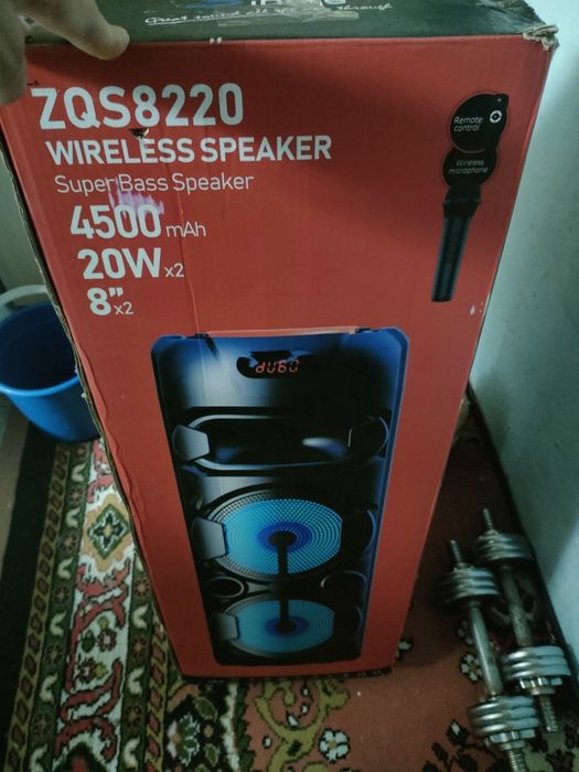 Колонка музыкальная в хорошем состоянии