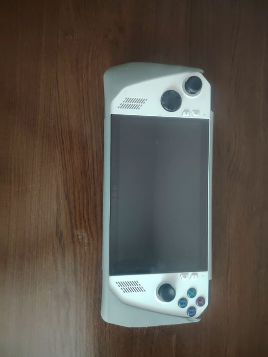 Rog ally Z1 extrime