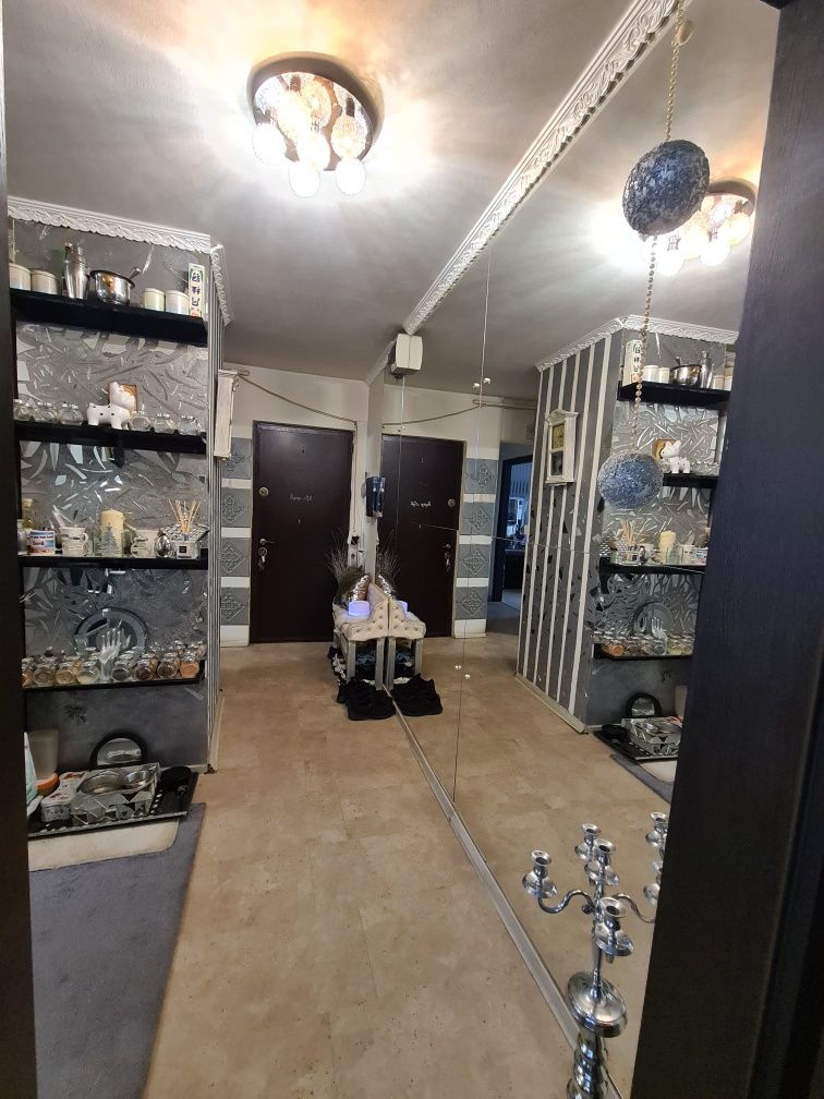 Apartament 3 CAMERE direct PROPRIETAR! Zona Codrul Cosminului