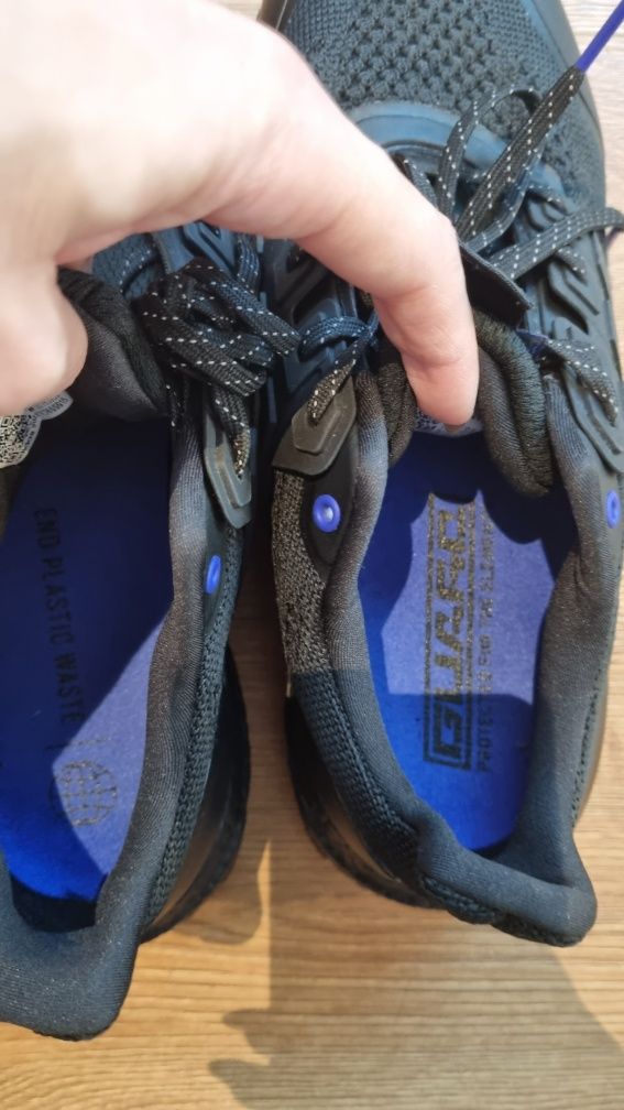 Маратонки Adidas DNA GUARD ultraboost