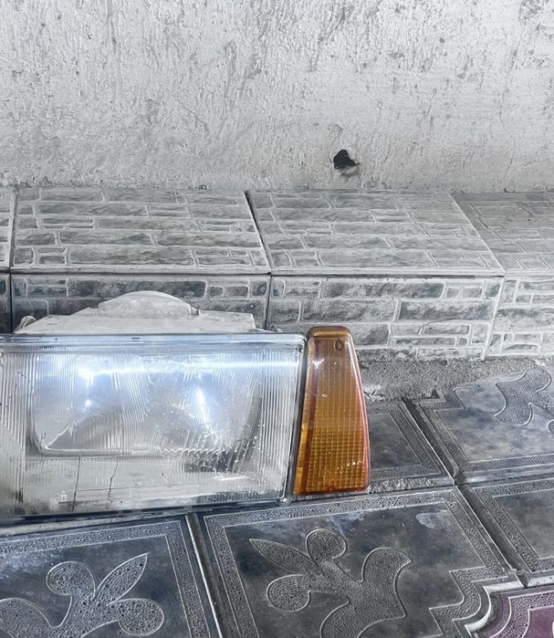 Есть Фары на 2114