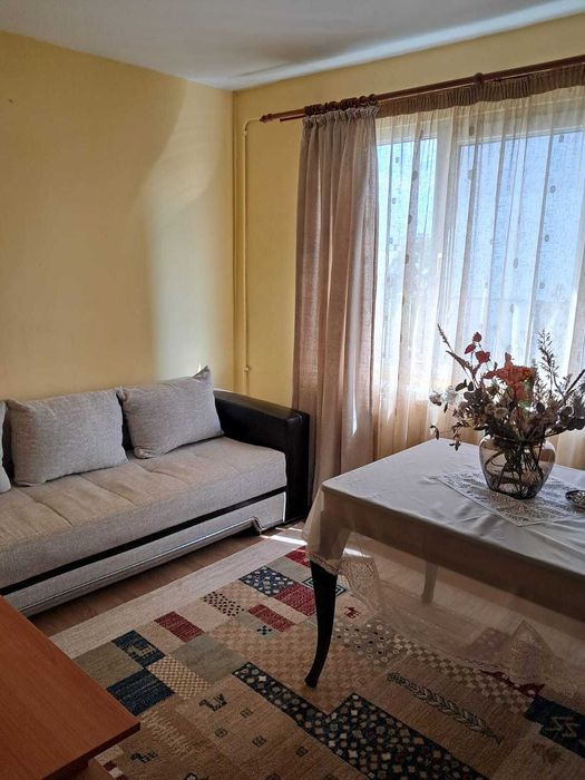 Apartament 2 camere Podu Roș