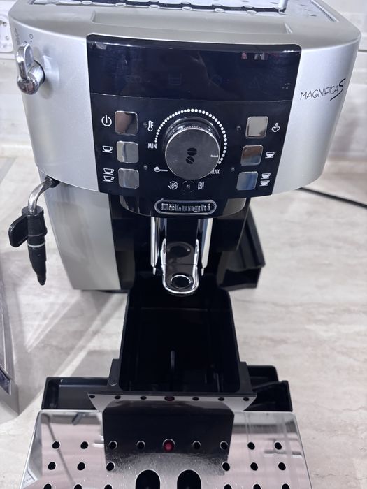 Espressor delonghi
