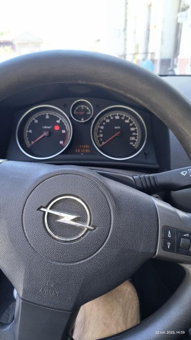 Vând Opel astra 1.9