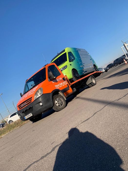 Tractari auto moto dube Transport utilaje Asistenta rutiera Platforma