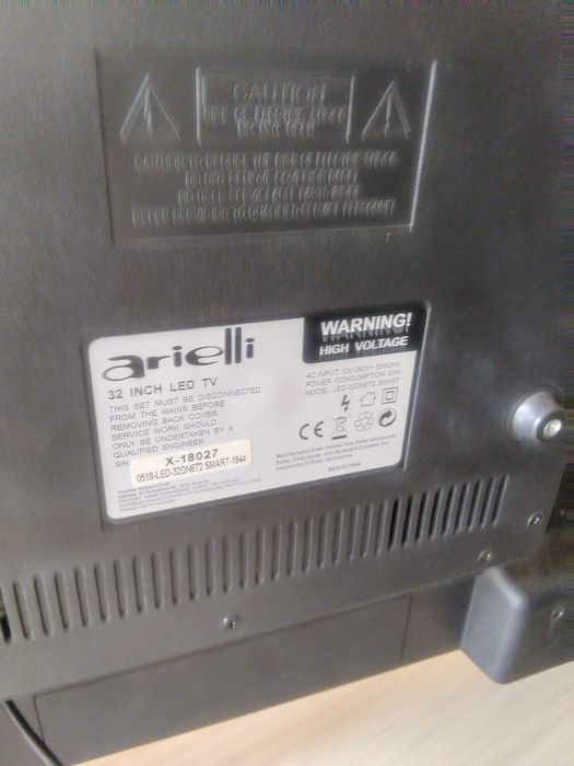 Телевизор 32 инча
