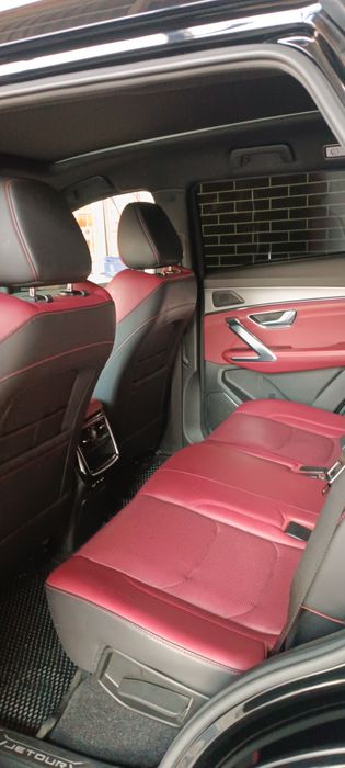 Jetour x70 plus dubae taeeyor olasizu minasiz