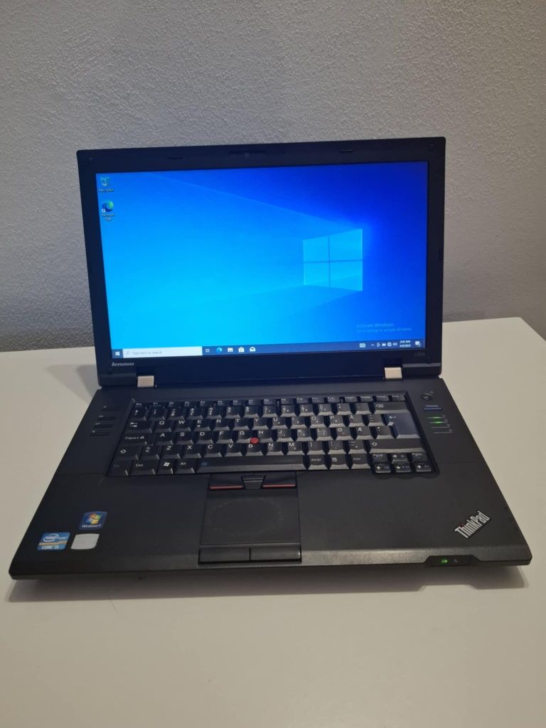 Laptop la 350 lei cu i5 și ssd