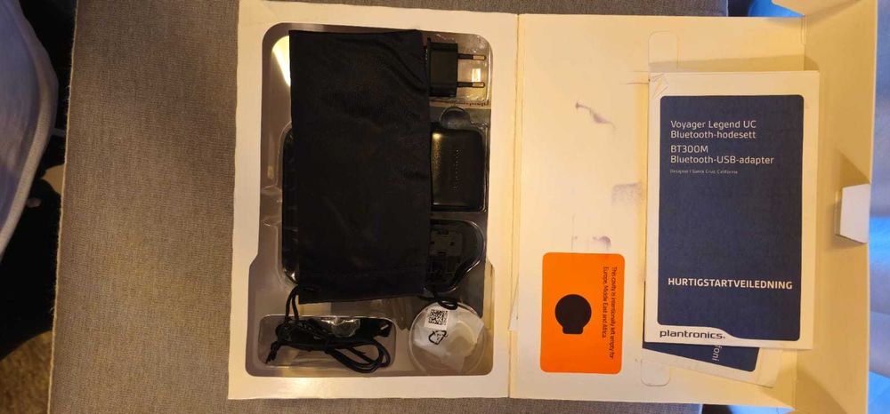 Casca bluetooth PLANTRONICS Voyager Legend