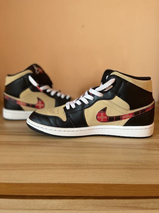 Jordan 1 Mid Tartan