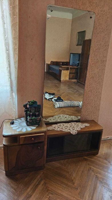 Vand mobila folosita in stare buna