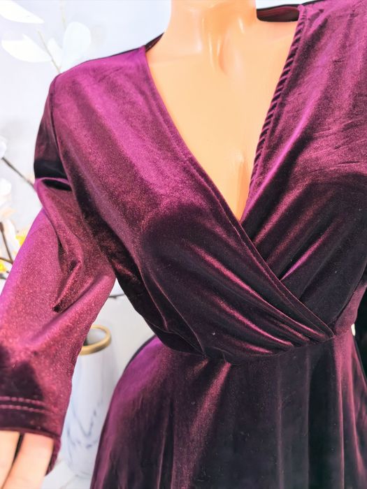 Rochie superbă catifea mărimea M nouă