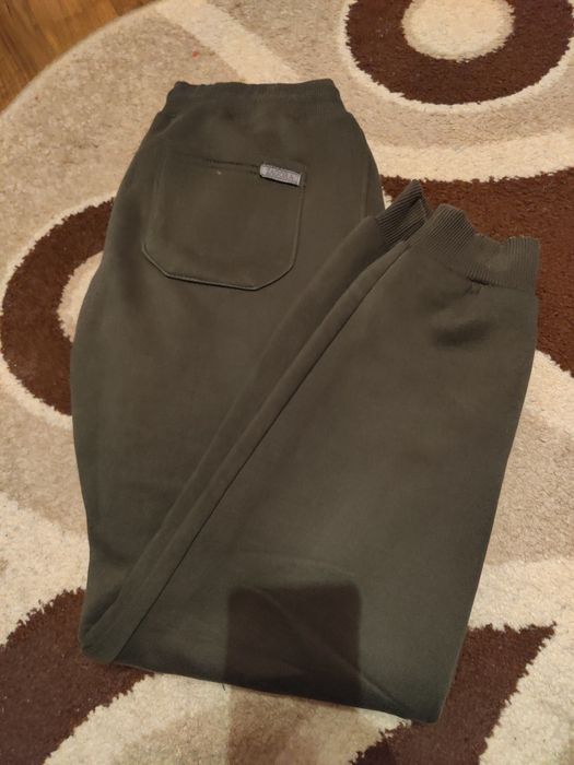 Pantaloni vătuiți