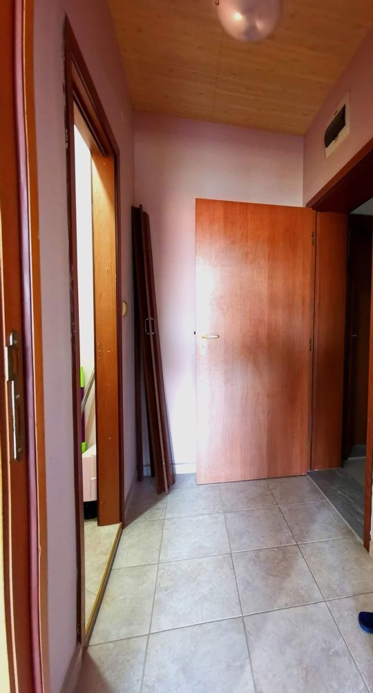 Обзаведен тухлен апартамент с панорамна гледка в центъра