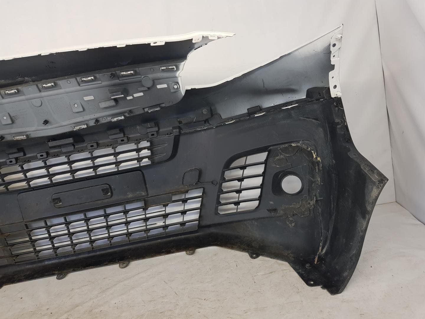 Bara fata Opel Vivaro / Peugeot Expert / Citroen Jumpy dupa 2018